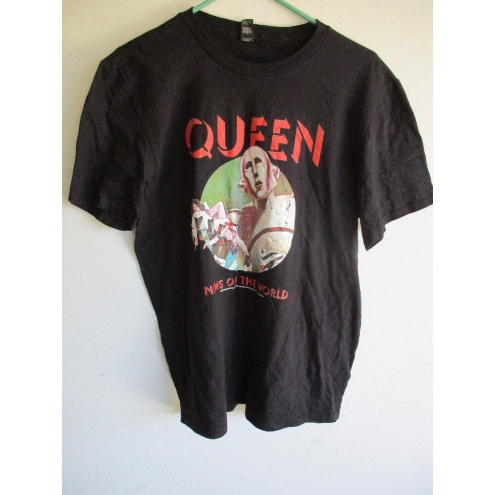Queen News Of The World 100% Cotton T-Shirt Size Medium Black